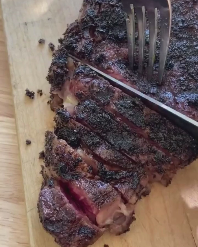 Video showing how to use Char Crust Original Hickory Grilled to cook a grilled steak. Used as a steak rub.